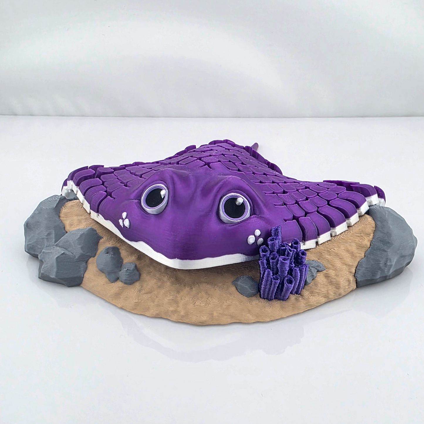Flexy Manta Ray Figurine