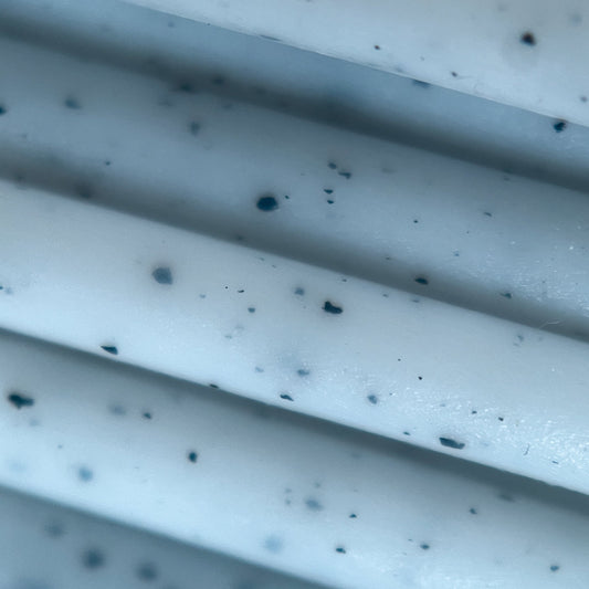 Cookiecad Vanilla Chip Marble PLA filament close-up – marble veining in white base