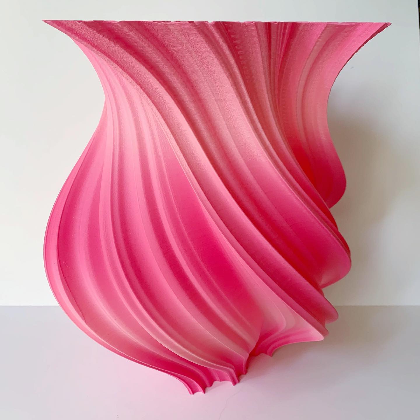 Cookiecad Pink Ombré PLA filament – spool and packaging