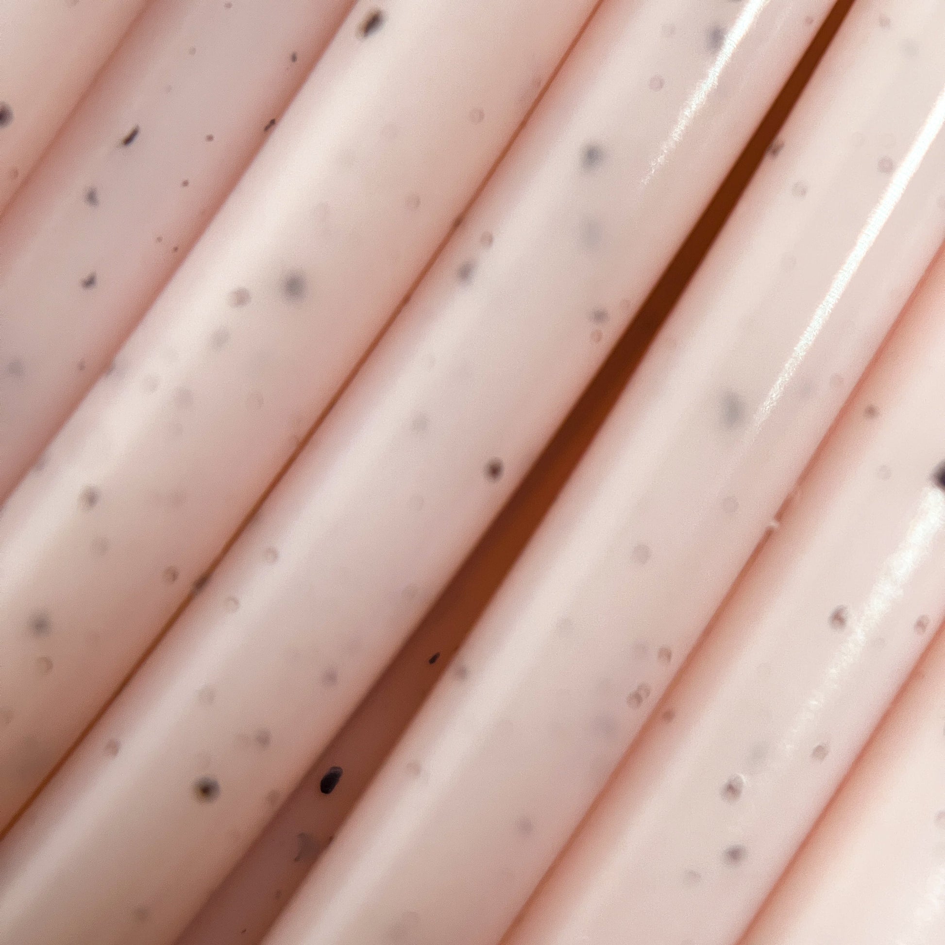 Cookiecad Pink Chip Marble PLA filament close-up – marble veining in pink base