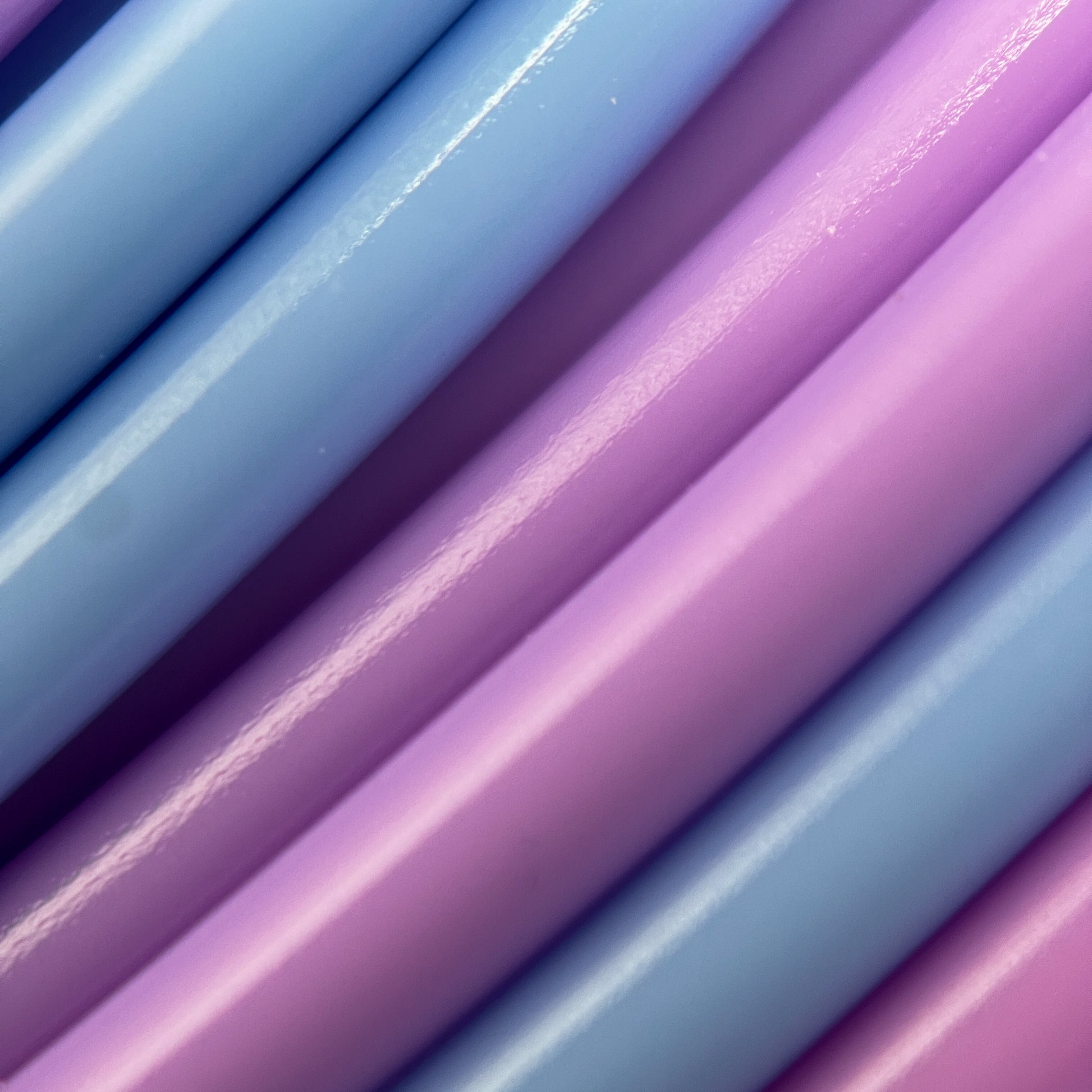 Cookiecad Unicorn PLA filament detail – gradient transition visible